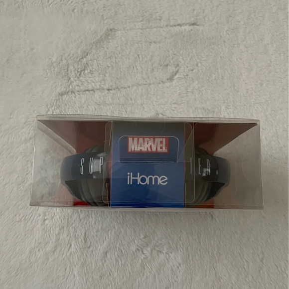 iHome Captain America Kids Noise-Canceling Over Ear Headphones - Picture 7 of 12